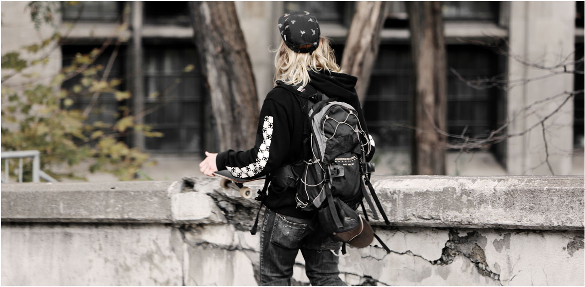 短信验证码轰炸卡盟免费